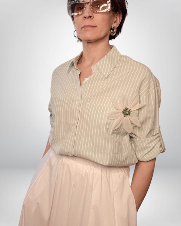 Camicia in cotone VICBEE a righe con patch fiori - immagine 3
